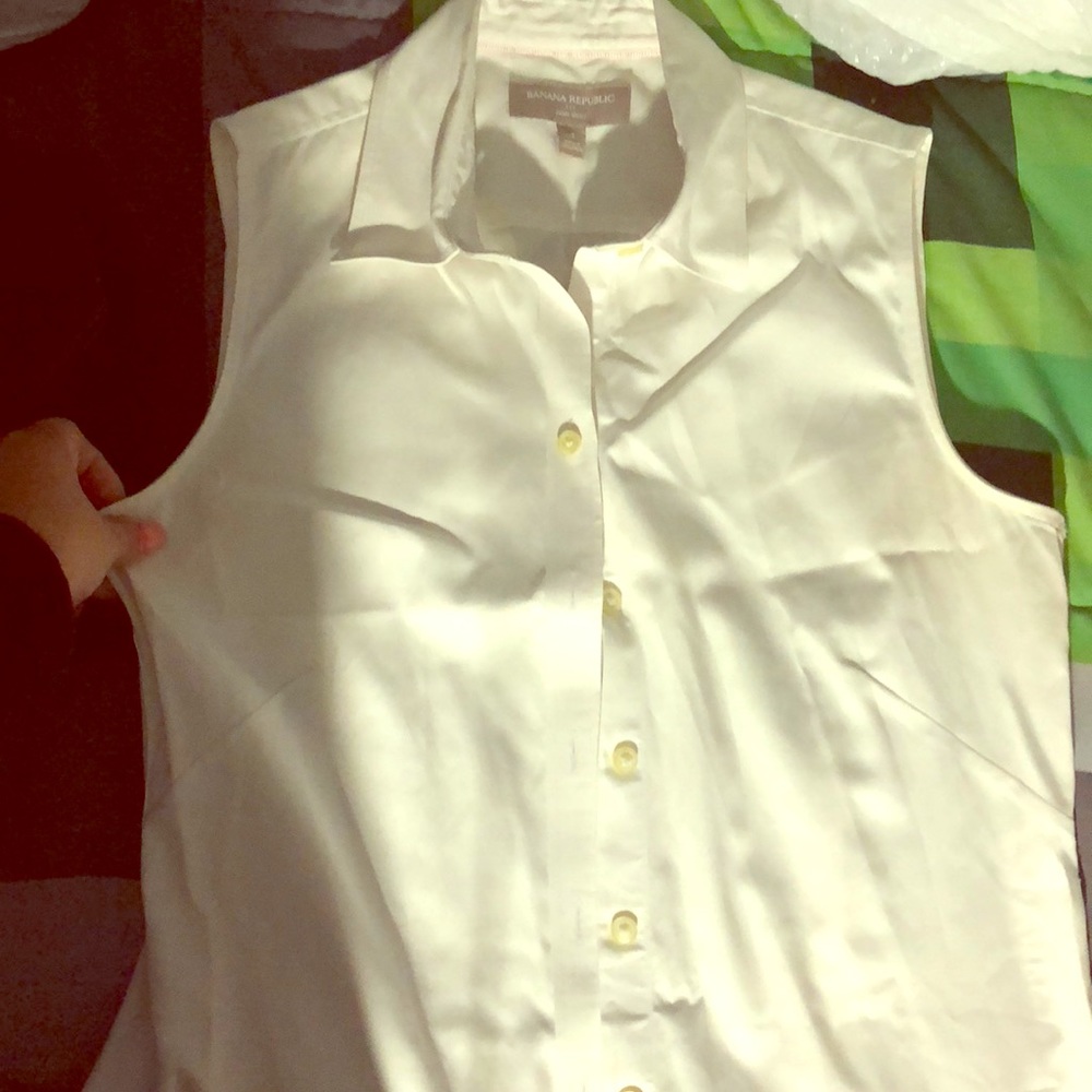 Banana republic white short sleeve shirt